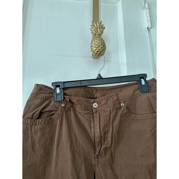 Chico’s women’s size 1.5 (10) brown Capri pants - Picture 4 of 8